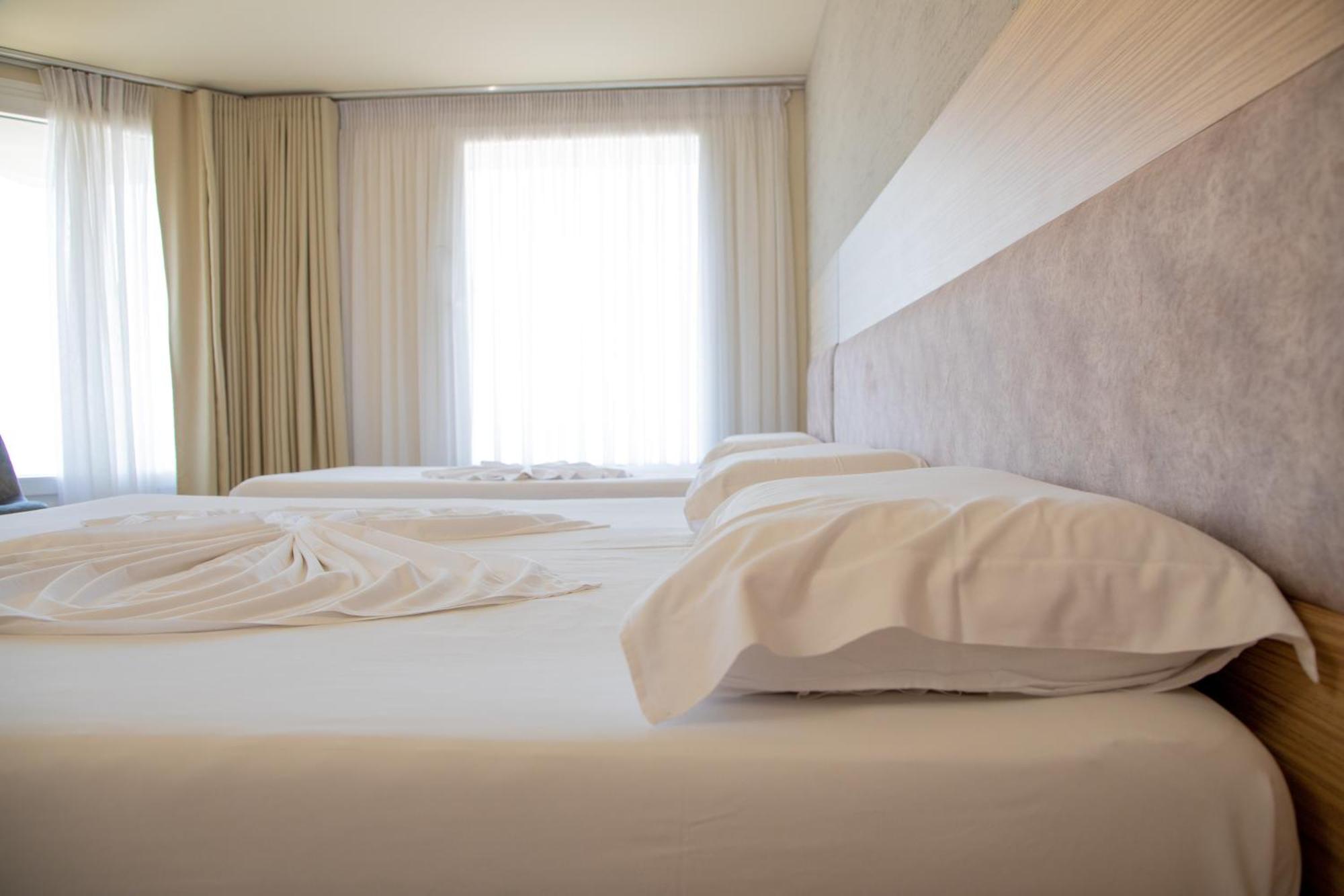 Hotel Dyrrah 4*